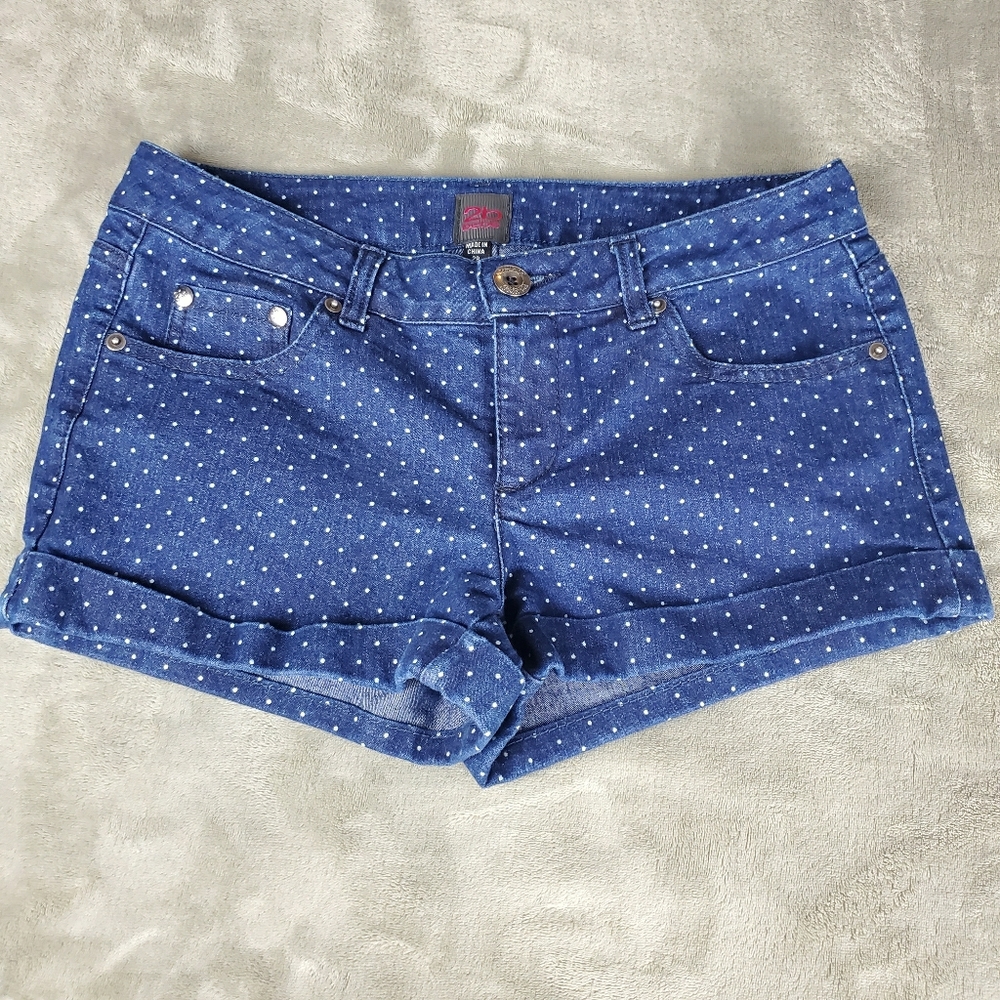 2B BEBE POKADOT SHORTS